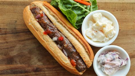  Boerewors! A Spicy Symphony of Flavors Wrapped in Culinary Tradition